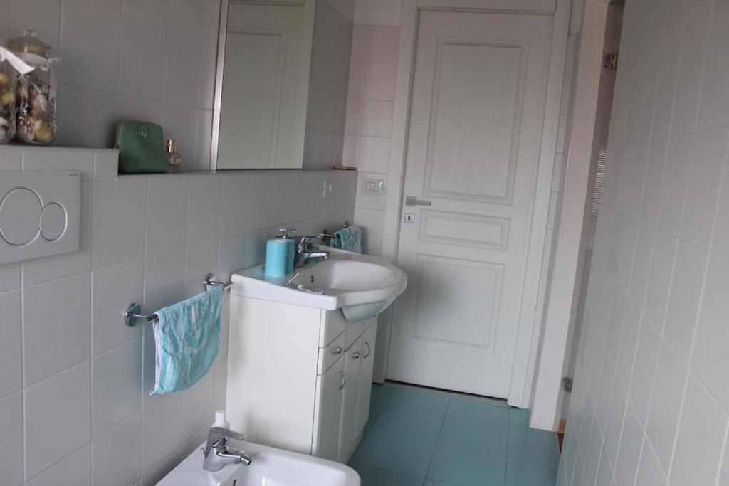 Duomo Walking DistanceModern Flat With Free Wifi Apartment Milan Exterior photo